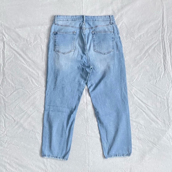 Wild Fable High Rise Distressed Mom Jean - 12/31 - Picture 3 of 8